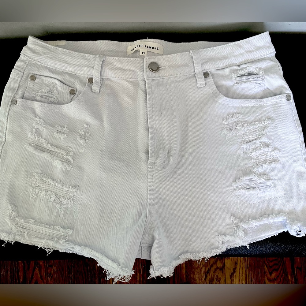 Almost famous denim shorts